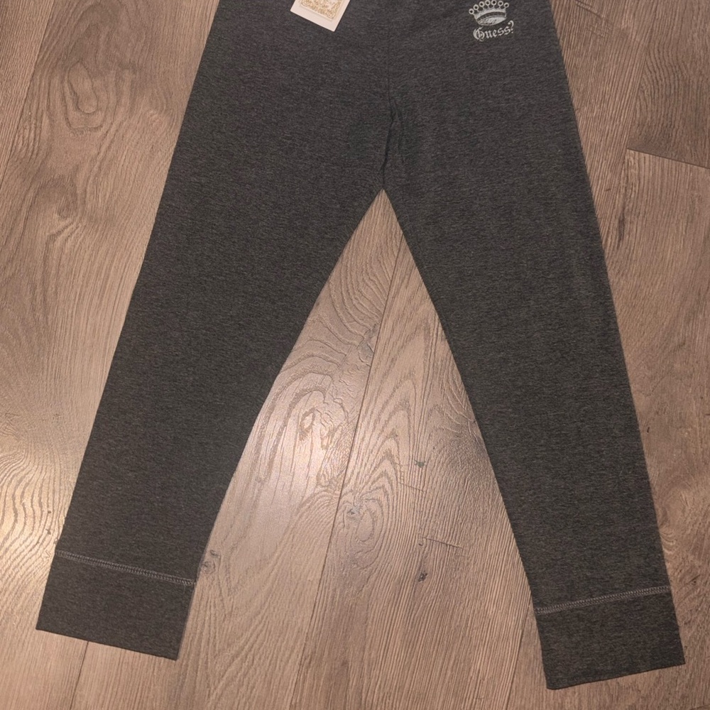 NWT Guess Grey/ Charcoal Heathered Cropped Leggings/Yoga Pants kids size small